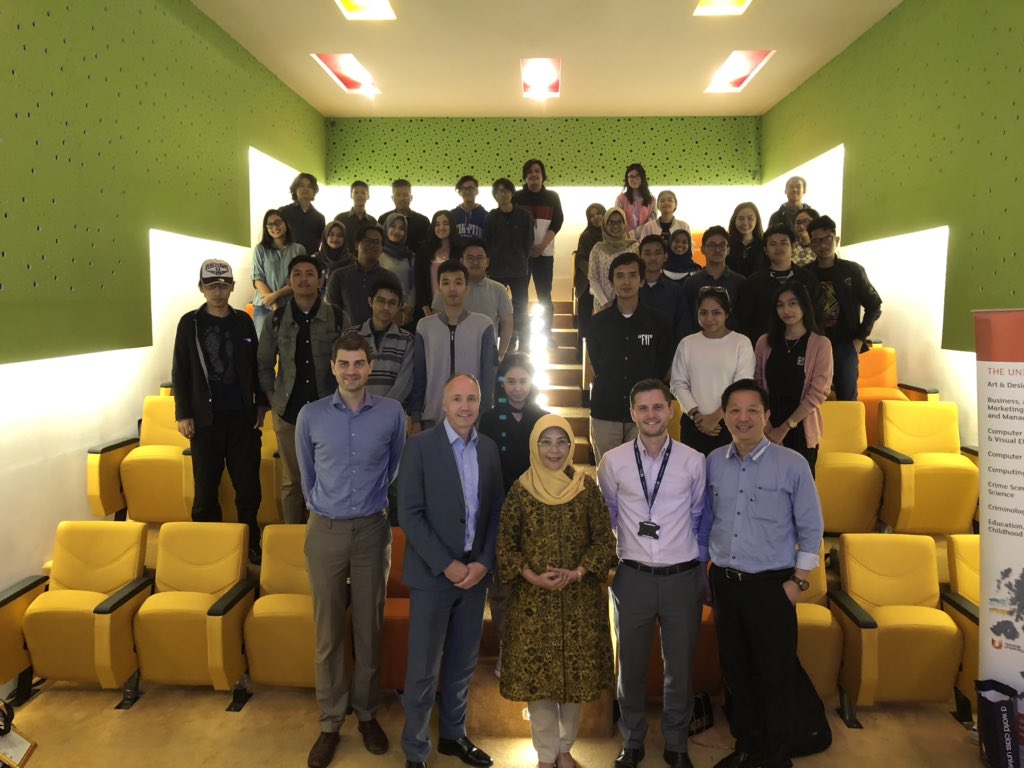 Thoroughly enjoyed today, with workshops and presentations about @TeessideUniTUBS with @WIHarrison at Gandhi Memorial International School and Mercu Buana Universitas in Jakarta. Thank you for your warm welcome.