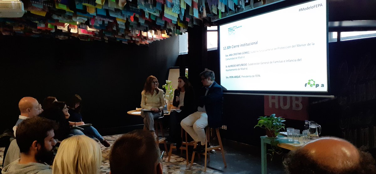 lakallevallecas's tweet photo. Ana Cristina Gómez, Subdirectora General de Protección del Menor de la C.M. felicita a #Fepa18 por su trabajo, felicita a la red creada, la coordinación y la cooperación con el Ayto. de Madrid. Asume los retos planteados en la propuesta del #ModeloFepa https://t.co/fp1vhMK3zU
