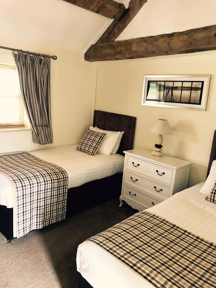 SlatersCInn's tweet image. Our comfortable Courtyard rooms can be booked online ow.ly/3XIr50wUuH5 why not say with us for your anniversary, birthday or any other special occasion