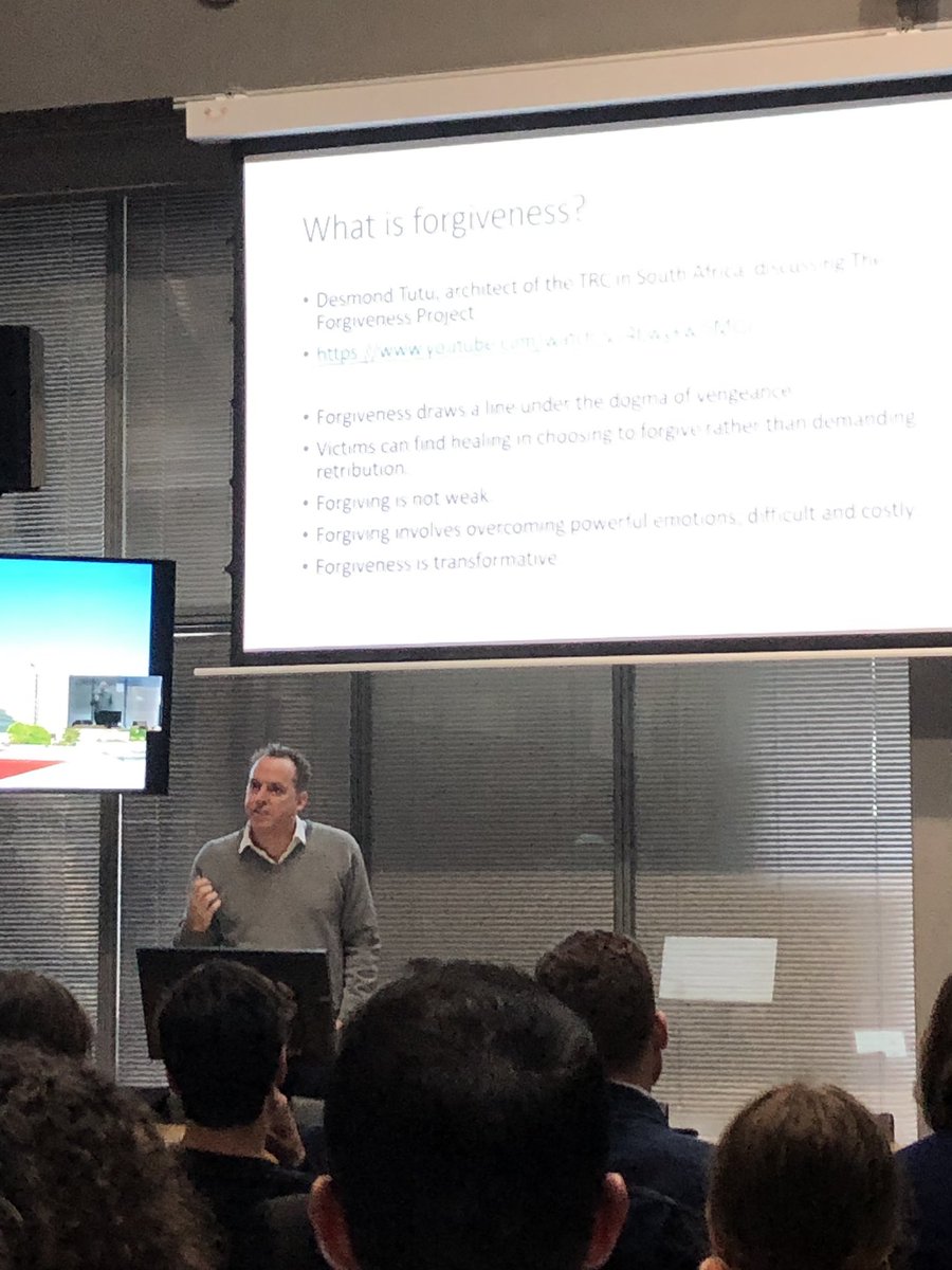 CampusBiotech's tweet image. Forgiving involves overcoming powerful emotions and does not overlap with excusing, justifying and merely forgetting - affirms L. Russell during
@unige_en
#BrainandCognition.
➖campusbiotech.ch/en/node/586
w/
@Sydney_Uni