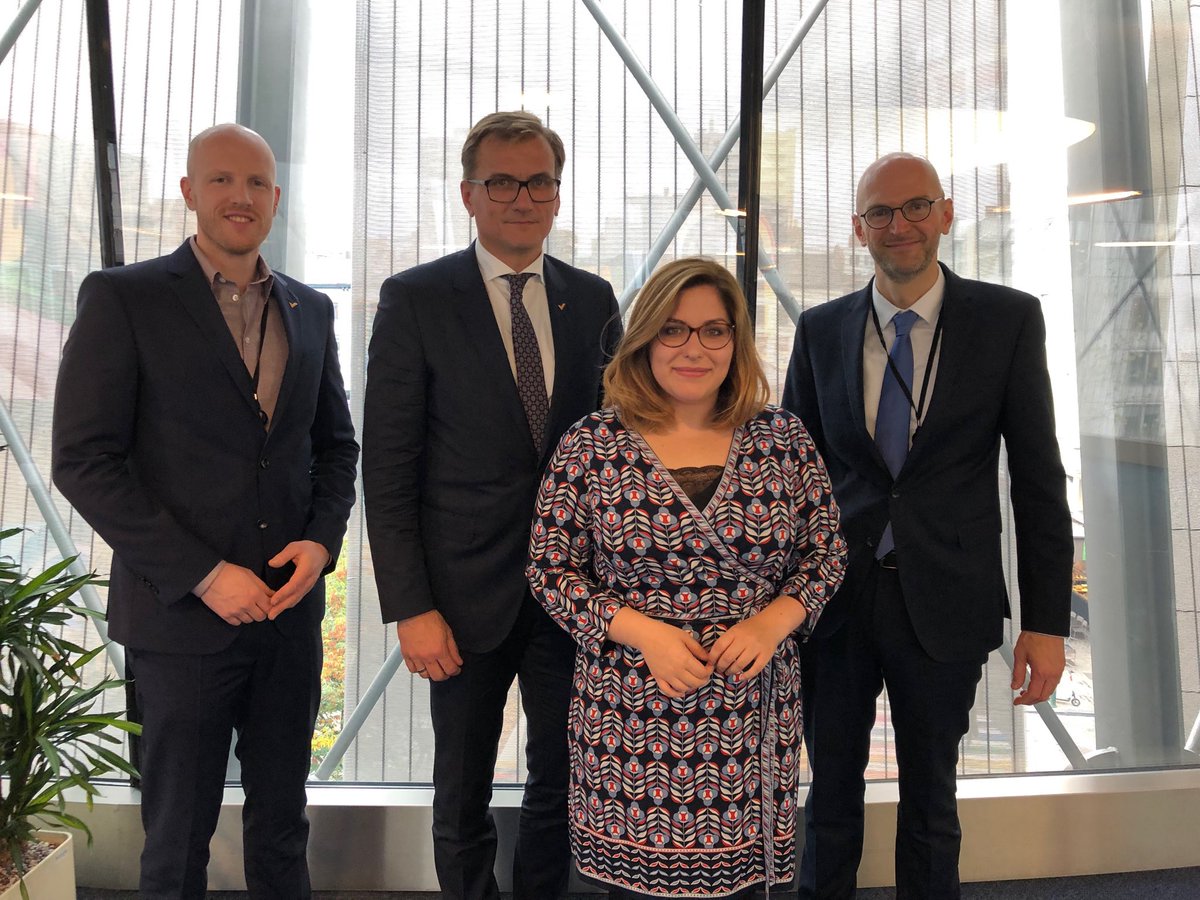 DStVberlin's tweet photo. Heute in Brüssel: Gemeinsames Gespräch @BStBKaktuell & @DStVberlin mit @svenja_hahn über Berufsrecht im Binnenmarkt. Danke für den Austausch! @FDPEuropa @RenewEurope #DStVTeamEuropa https://t.co/IfPzyHOgia