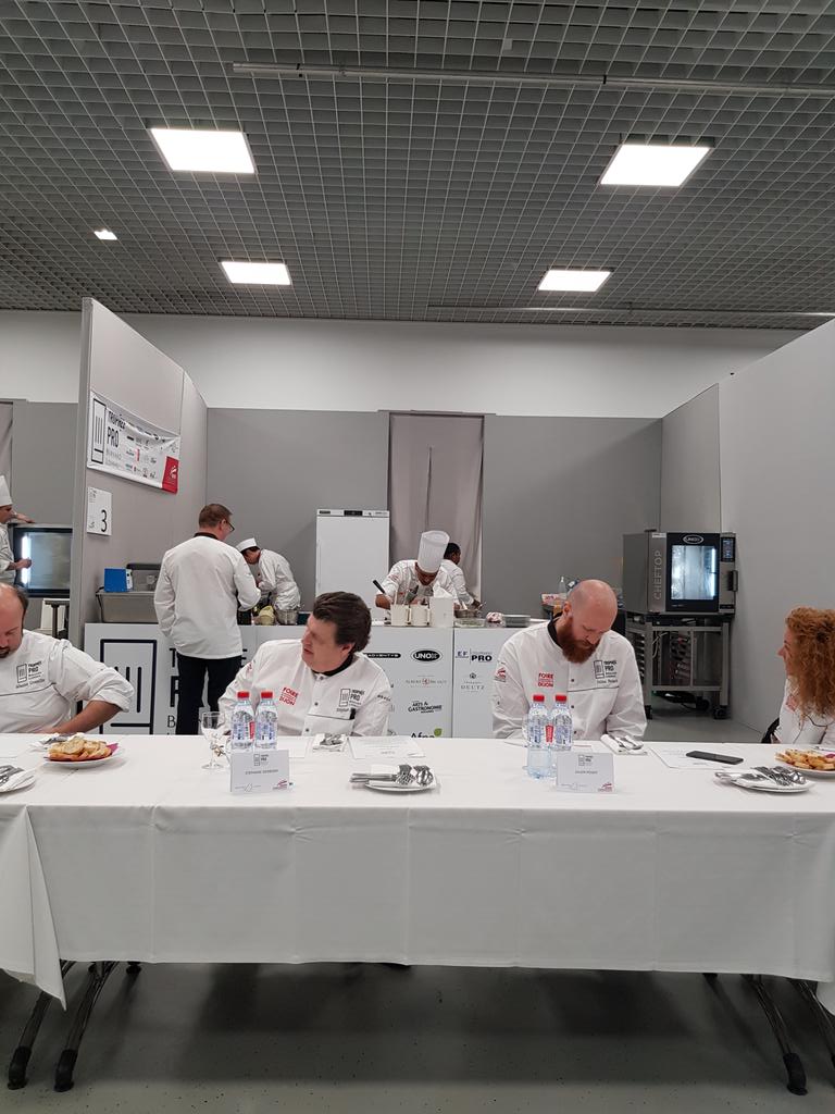 Nos stagiaires cuisiniers et serveurs de l'AFPA de Chevigny participent au  1er trophée professionnel Bernard Loiseau