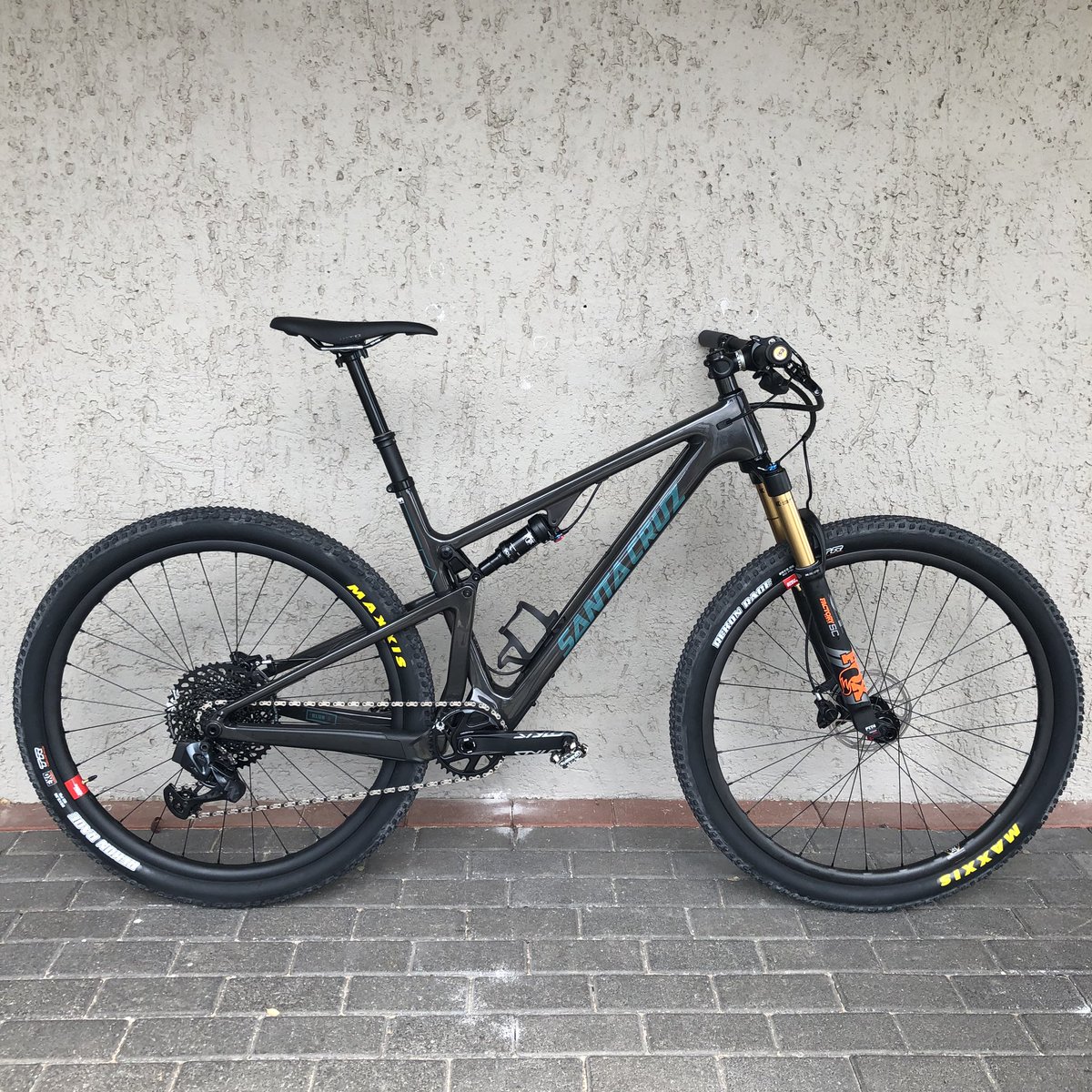 santa cruz blur 120mm fork