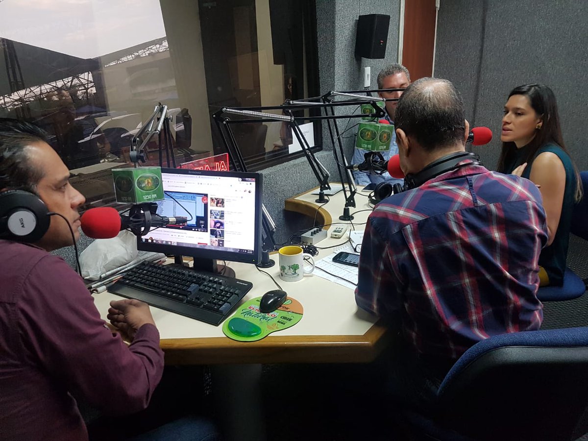 Superservicios's tweet image. El Plan de Choque será para identificar inconformidades de los usuarios de servicios públicos de acueducto, alcantarillado, aseo, energía y gas combustible, y generar acciones de respuesta de los prestadores, la entidad y otras autoridades: Directora General Territorial @BibiGP.