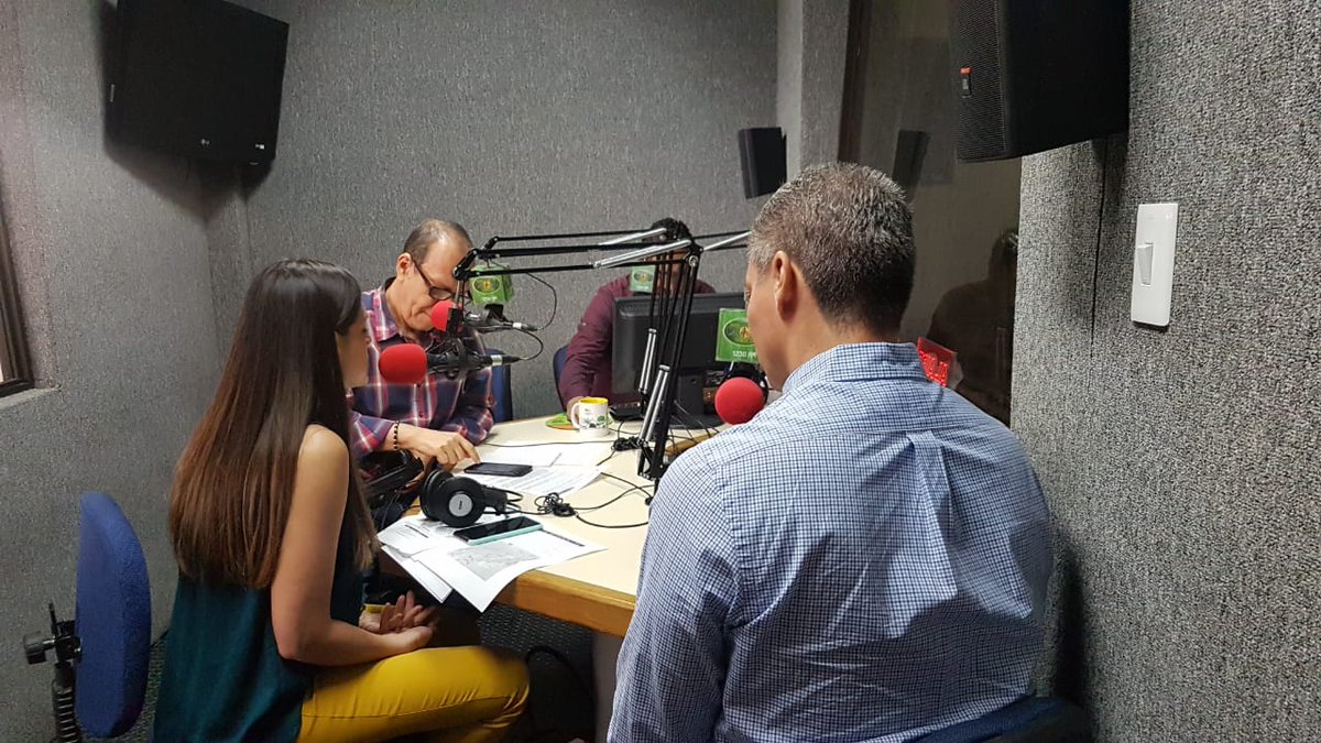 Superservicios's tweet image. El Plan de Choque será para identificar inconformidades de los usuarios de servicios públicos de acueducto, alcantarillado, aseo, energía y gas combustible, y generar acciones de respuesta de los prestadores, la entidad y otras autoridades: Directora General Territorial @BibiGP.