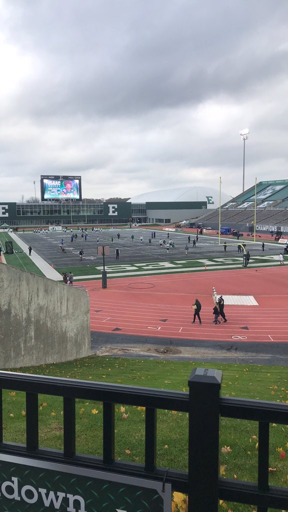 Billy_Baker75's tweet photo. Big shout out to Eastern Michigan for letting me come out to watch the Eagles vs Buffalo game #easternmichigan #easternmichiganfootball https://t.co/TEOvz71HWE