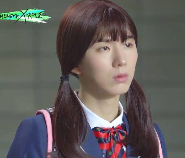Seoho as a girl       Kihyun as a girl
