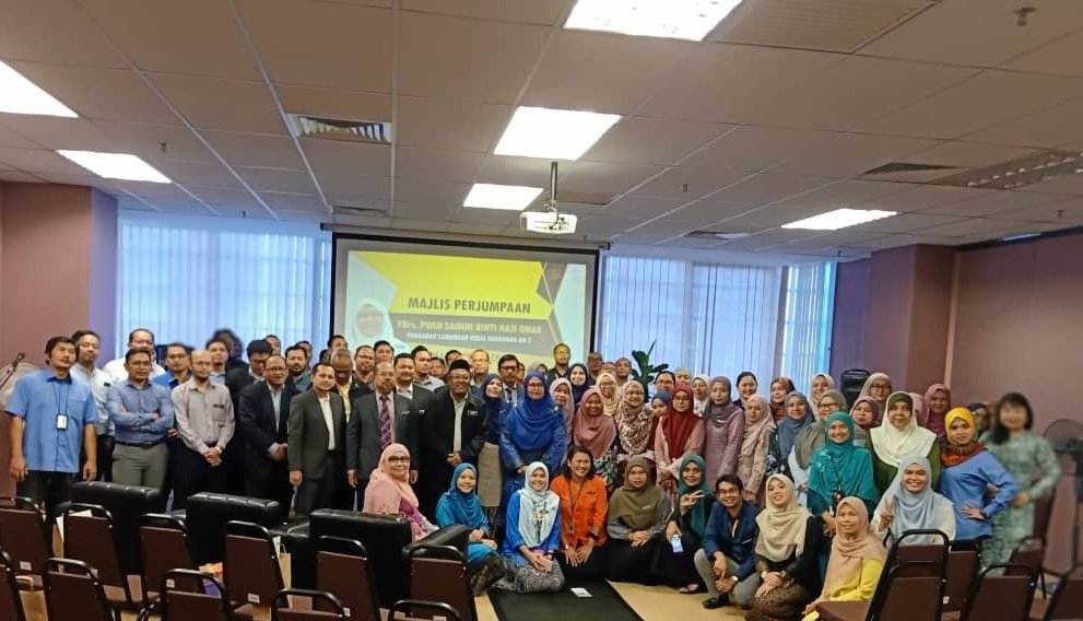 CKBA2 JKR tweet media