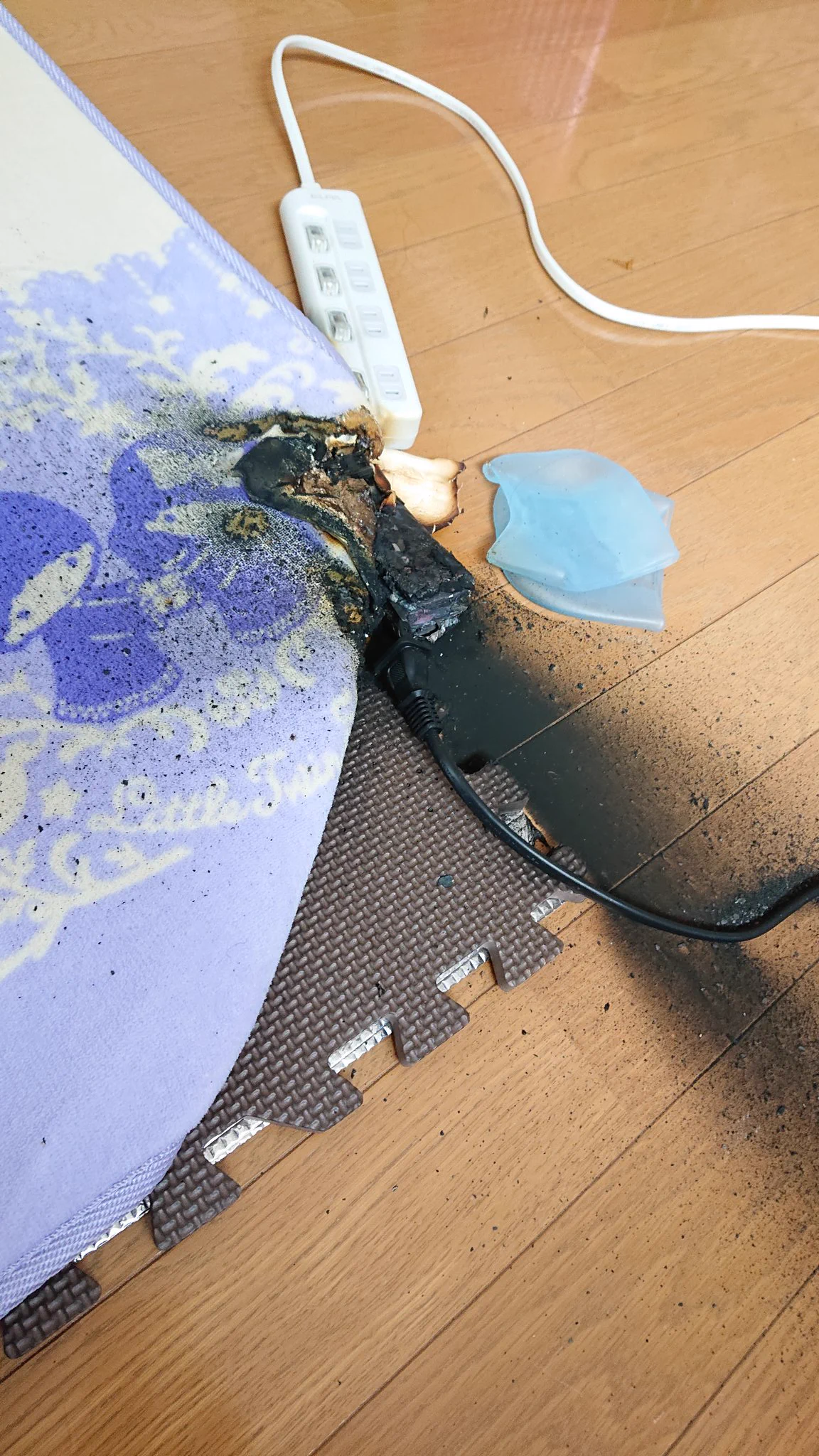 【注意】モバイルバッテリーが爆発!？対策すべきこととは？