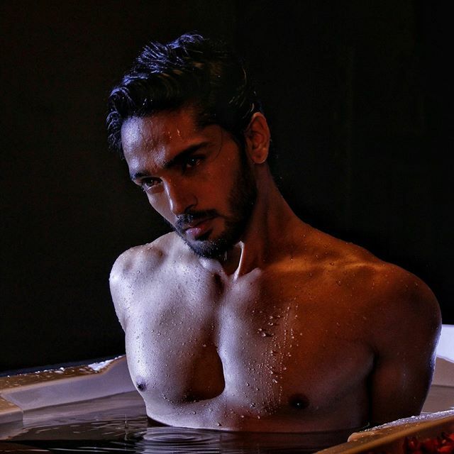spiceofi's tweet photo. #harsshrajput: I can do a lip-lock on a TV, but not beyond that #HarshRajput .
#Nazar #StarPlus #GulKhan Viist @urbanasian for this story!
.
To be featured on #indianSpice tag us #spiceofi
.
Are you following us on #Instagram &amp; #Twitter? Find us as #spiceofi #CrownTheBrown #… https://t.co/giqaTfMqeX
