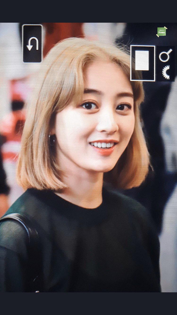 ジヒョ🍭 (@123456789jihyo) / X