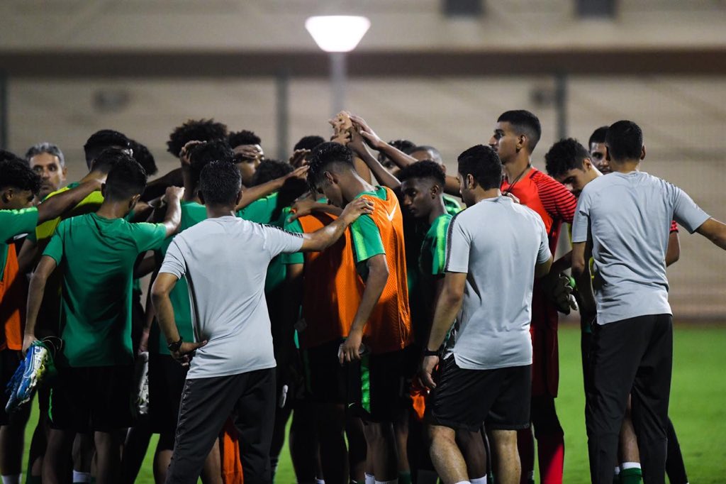 بسم الله توكلنا على الله دعواتكم لنا بالتوفيق وفالنا التاهل باذن الله 💚💚🇸🇦🦅