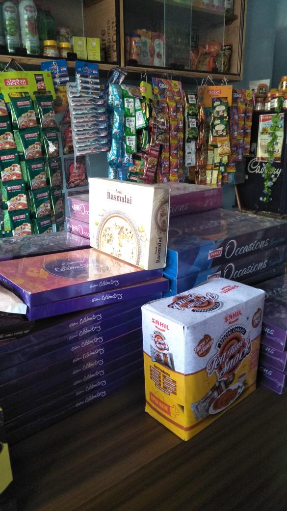SACHINTAK55's tweet photo. #Amul #Amulocation #Rasmalai #Eknumberasmalai NST PAUD ROAD KOTHRUD PUNE CITY #REALSWEETS #MILKSWEETS #TRUESWEETS #BIGOBASKET BEST1TOP1 IN MARKET https://t.co/U6LTC7tS4L