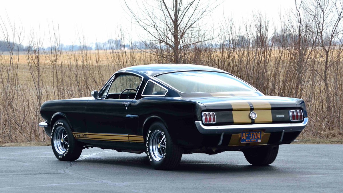 AutomovilMex's tweet photo. Un día como hace 54 años, el 5 de noviembre de 1965, comenzó a probarse el prototipo del #Shelby #GT350H, por #Hertz, la compañía de renta de autos que a partir de 1966 ofreció la posibilidad de alquilar un #Mustang Shelby. Solamente se hicieron 1,000 ejemplares #HistoriaAP https://t.co/4UkrMgnZyQ