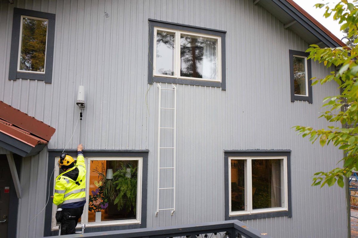 Aloitimme tänään 5G Kotinettipalvelun myynnin! 

Haluamme tarjota asiakkaille laadukkaan ja erittäin nopean nettiyhteyden kotiin avaimet käteen palveluna!

Kannattaa tutustua: elisa.fi/5g-kotinetti/ 

<a href="/ElisaOyj/">Elisa</a> #5G #5Gkotinetti #laajakaista