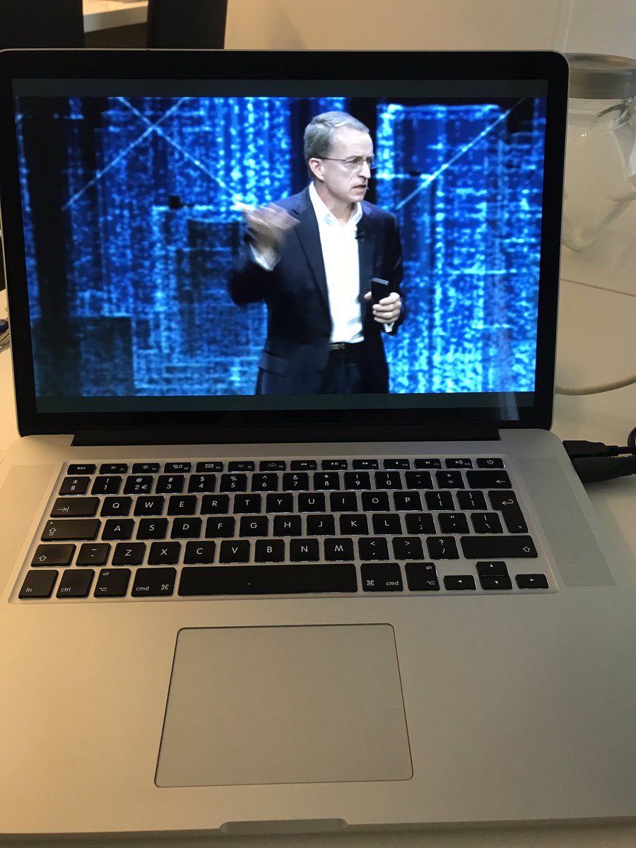 Dit jaar helaas #VMworld2019 moeten overslaan, dus de Keynote dan maar via de live stream.