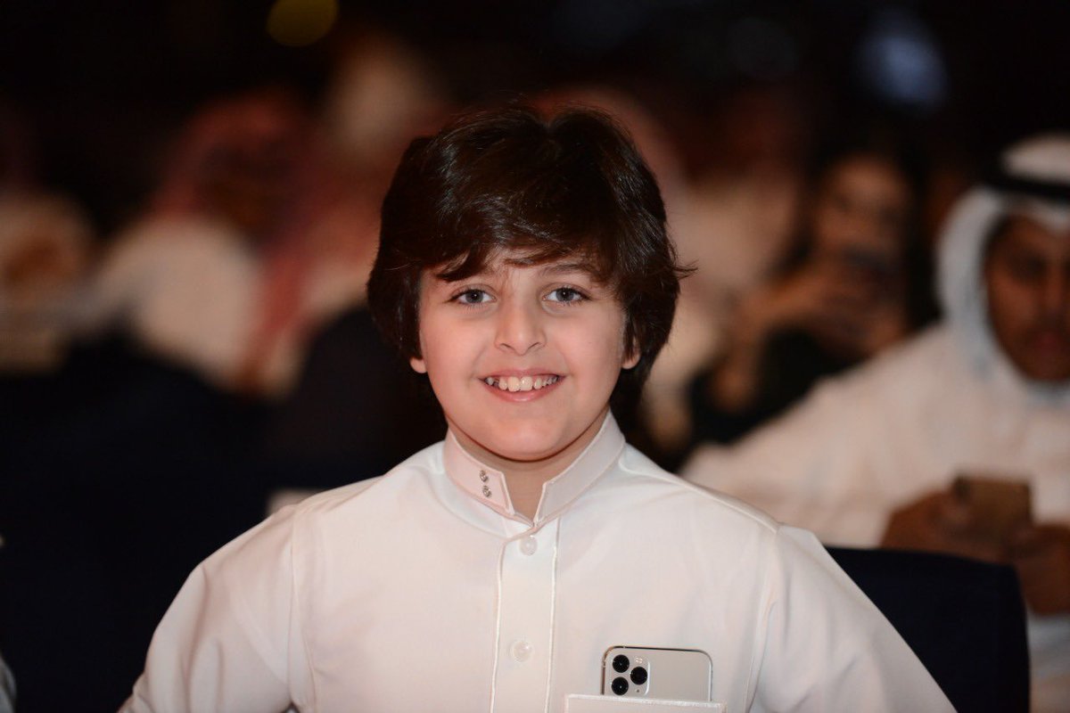 n_abinnehet's tweet photo. 🎥 افخم الصور لـ حضور #نايف_بن_نحيت للأمسية الشعرية من أمسيات #موسم_الرياض https://t.co/jWGphBVqUS