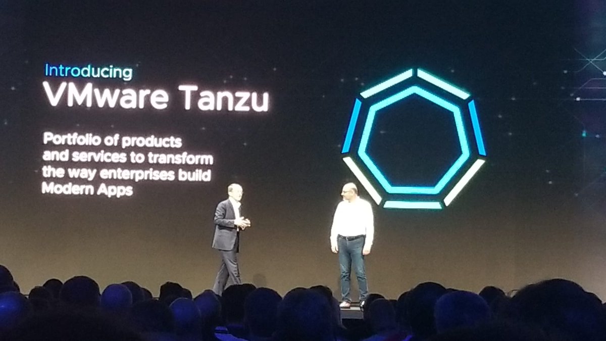 rachelonamusi's tweet photo. Pay Gelsinger and Joe Beda introduce #VMware Tanzu: a portfolio of products and services to transform the way enterprises build modern apps. Also discussing Kubernetes and the plans for the future.
#VMfuture #VMmagic #vmworld2019 #vmwarecloud #vmware #vnsync #MakeYourMark https://t.co/AnuelICSGA