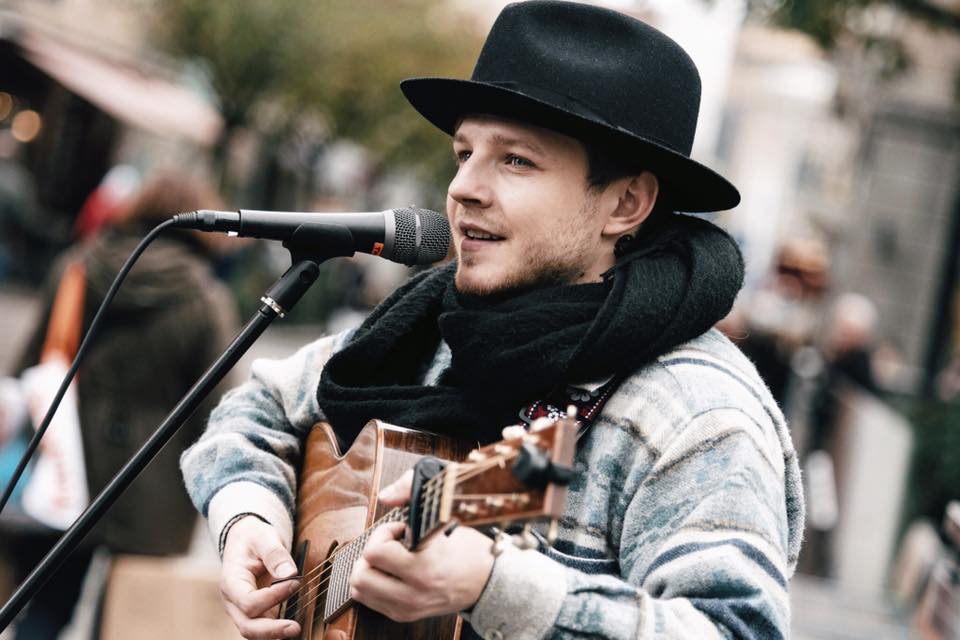 Přidejte se a odebírejte můj newsletter a budete hned vědět o všech novinkách! 🤹‍♀️

📰 bit.ly/ThomArtway_New…

📷 Daniel Salač