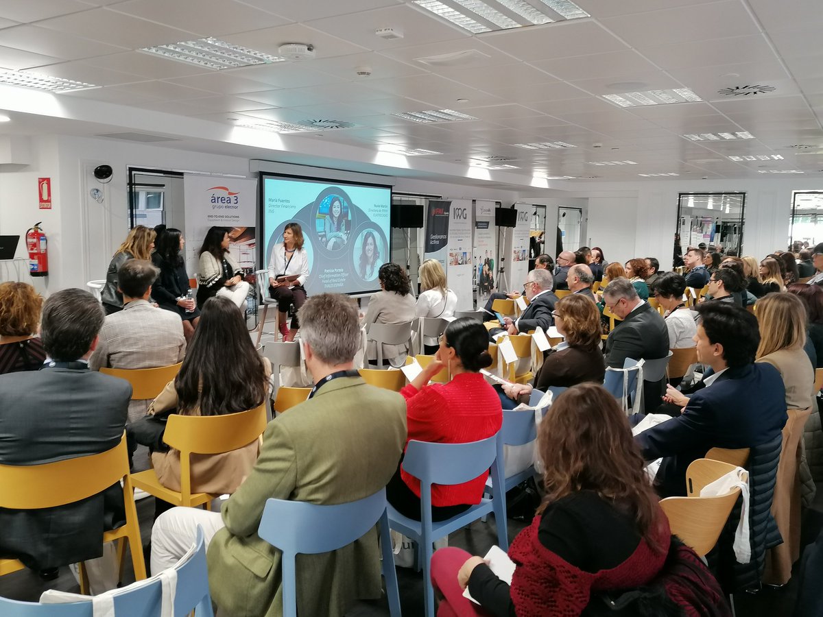 IFMA_spain's tweet photo. Gran debate Workplace dirección financiera @ING dirección RRHH @Cuatrecasas y dirección de Real Estate @ThalesEspana Workplace Summit 2019 #WPS2019 @IFMA_spain #facilitymanagement https://t.co/y8yGM4P0pC