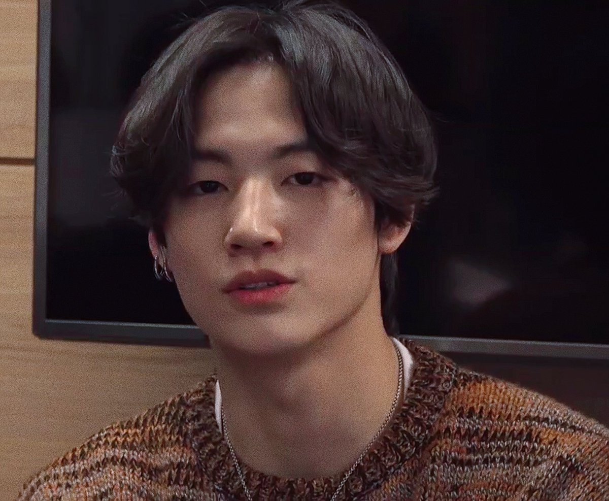 재범 사진 다 올리는 계정 tweet media