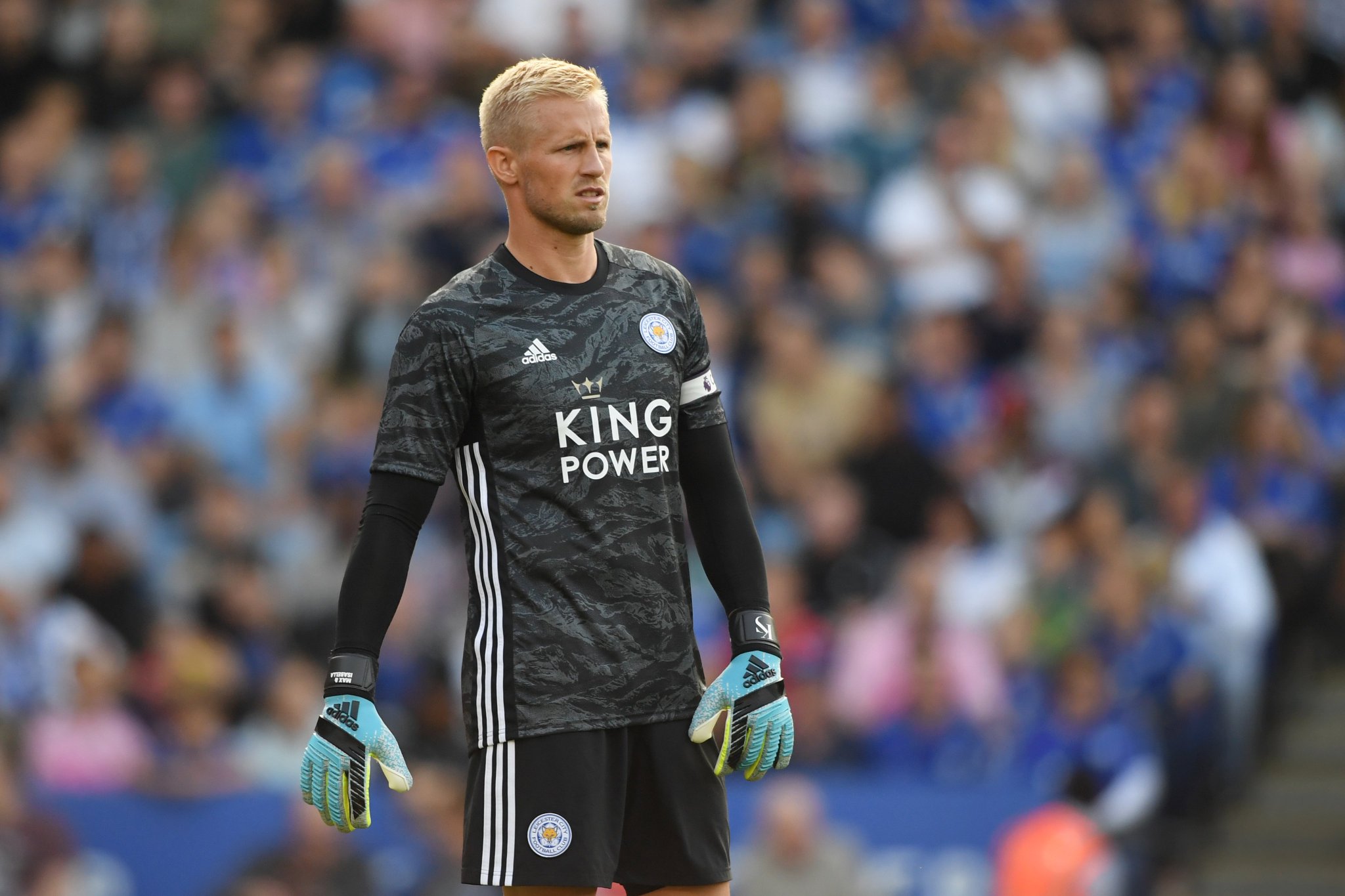  Happy birthday Kasper Schmeichel The Leicester goalkeeper turns 33 today  | 