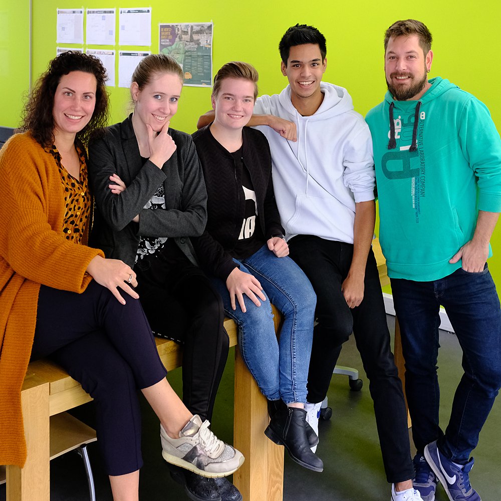 Geoliede samenwerking tussen mbo- en hbo-studenten. s-bb.nl/nieuws/geolied… <a href="/SprangersCom/">Sprangers</a> <a href="/gemeenteoss/">Gemeente Oss</a> @fontys <a href="/KW1C/">KW1C</a> <a href="/rocnijmegen/">ROC Nijmegen</a>