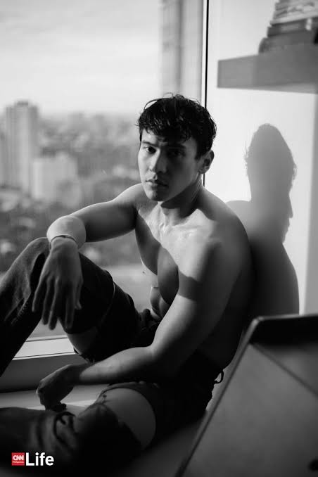 EnchongDeeWorld's tweet photo. Because its your day make it awesome! @enchongdee777 #Happy31stEnchongDee https://t.co/xczNUAtajF