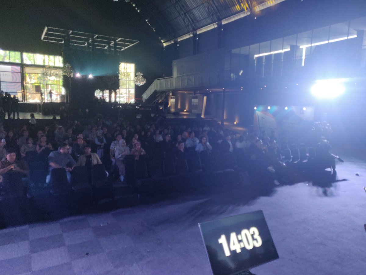 From us, to everyone.

Thank you to all attendants! We're excited to see what you'll build next. #Interact2019