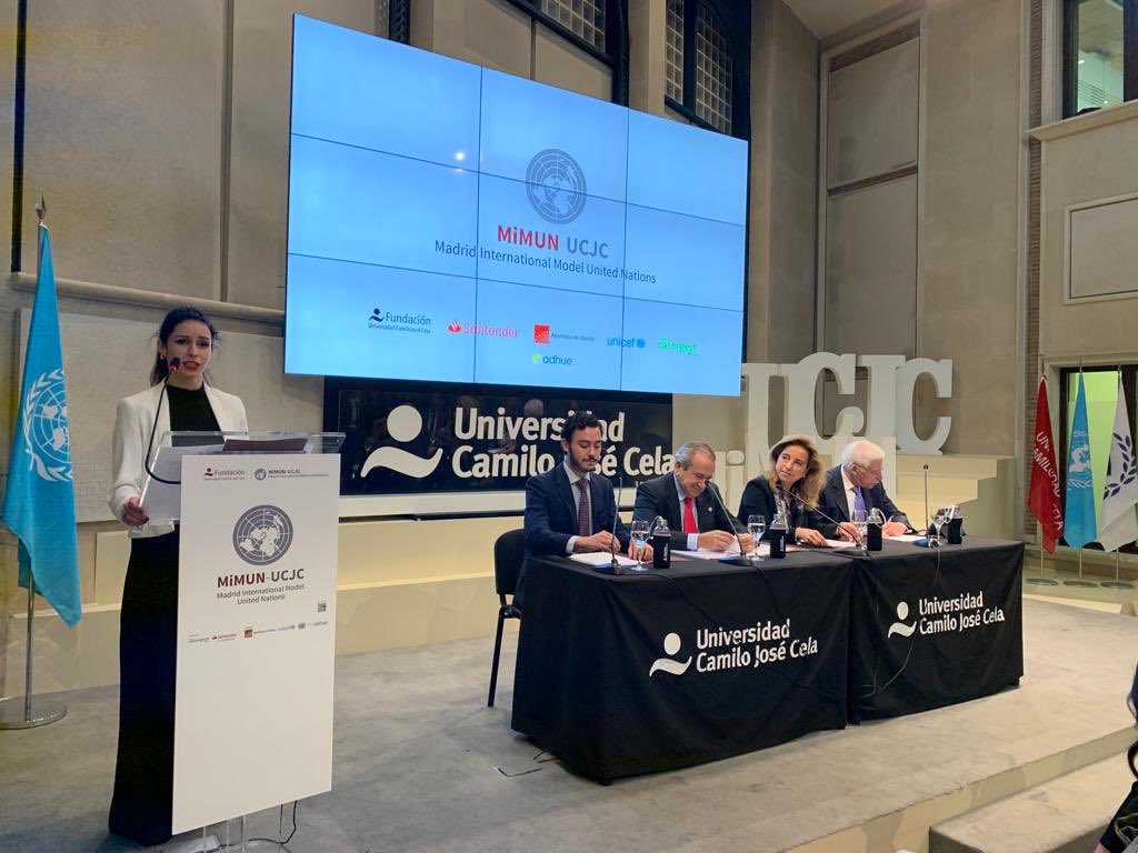 Comienza la edición más sostenible de #MIMUNUCJC2019 ⁦<a href="/MiMUN_UCJC/">MiMUN-UCJC</a>⁩ Gracias ⁦@SantanderUni⁩ y ⁦<a href="/unicef_es/">UNICEF España</a>⁩