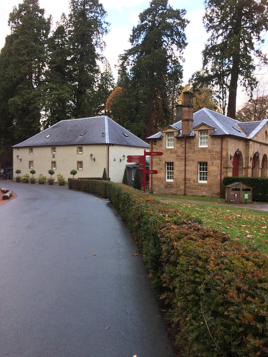 MccurdyLana's tweet photo. A walking meeting today #freshair #chat @KcpLtdUK https://t.co/G48uXQgFah