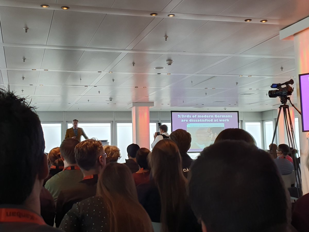 <a href="/lki_dja/">lki_dja</a> talking about #Kanban Maturity Model #kmm at the #lkce19 Lean Kanban Central Europe in Hamburg