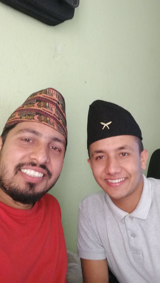 SworGauri's tweet image. डर लाग्छ कतै भबिस्यमा हाम्रो ढाकाटोपी सङ्ग्रलयमा मात्र देखिने होकि! #Brotherhood #dhakatopi #nepali #patriotism  #nepal #culture #tradition