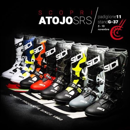 SidiSport's tweet image. NEW EICMA: new ATOJO SRS motocross boot!

✔️Resistance, ✔️Comfort and ✔️Lightness without comparisons. Developed in collaboration with Alessandro Lupino and Tony Cairoli.

➡️Come on to discover it @SidiSport @official_eicma (PAD.11 G-37)

More on: sidi.com/en/atojo