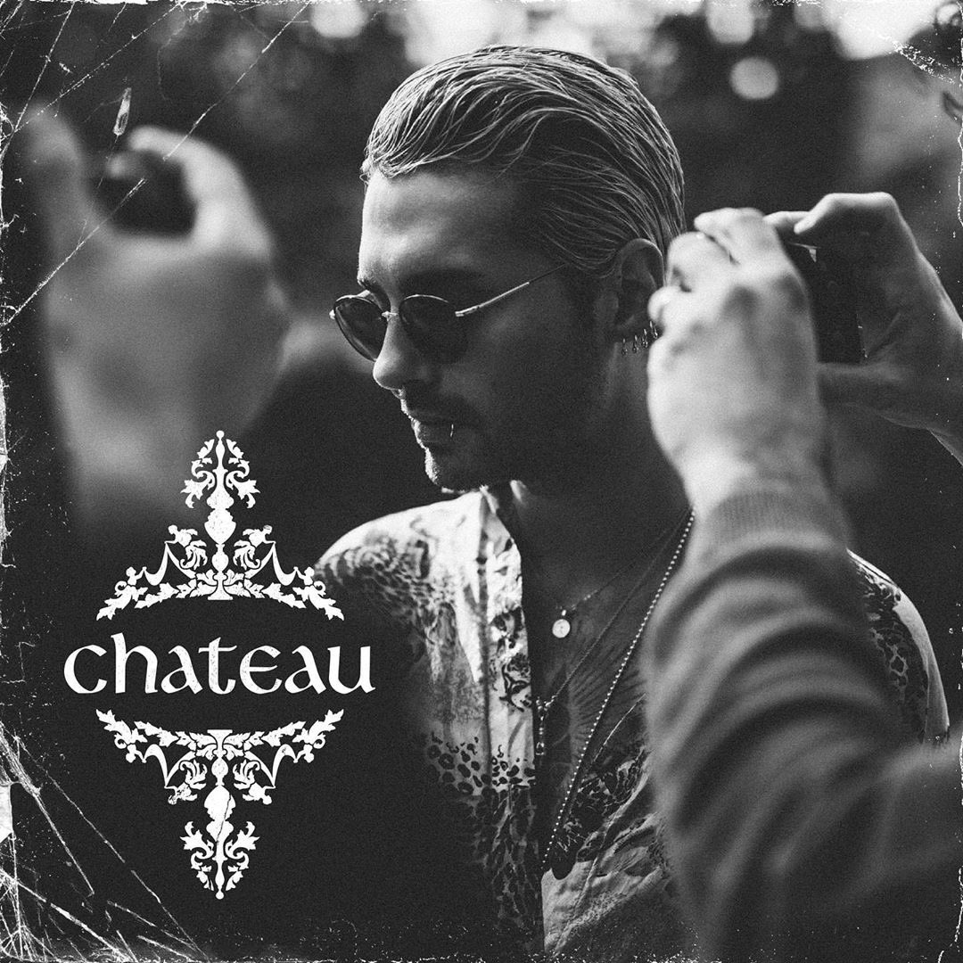 THFrance's tweet image. Le 3ème single CHATEAU sort le 15 novembre 🔥

🎧 CHATEAU  
📆 15 Novembre 
instagram.com/p/B4c95mjB5pD/

#TokioHotel #Chateau #BillKaulitz #TomKaulitz #GeorgListing #GustavSchäfer #TokioHotel3rdSingle2019 #TokioHotelUpcomingAlbum