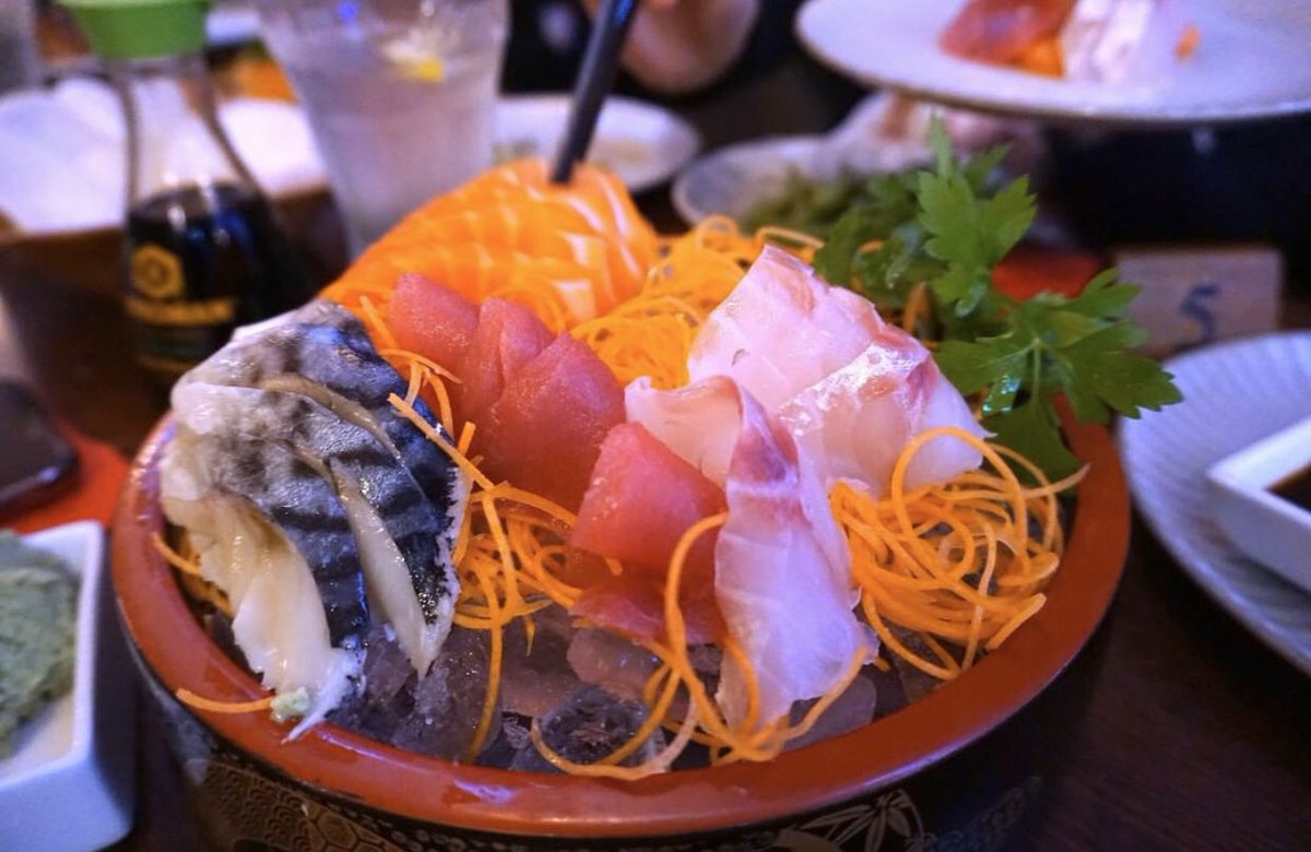 BentoChinese's tweet photo. sashay into #sashimi this week! from #salmon to #scallops, we’ve got you sorted 🍣 
⭐️⭐️⭐️20% off our all you can eat #Japanesebuffet Monday- Friday
Now taking #Christmas bookings 🎄

#japanesebuffet #japanesefood #chinesefood #lewisham #sashimi #catford #hotpot #bentochinese https://t.co/RJUAsmwEzs