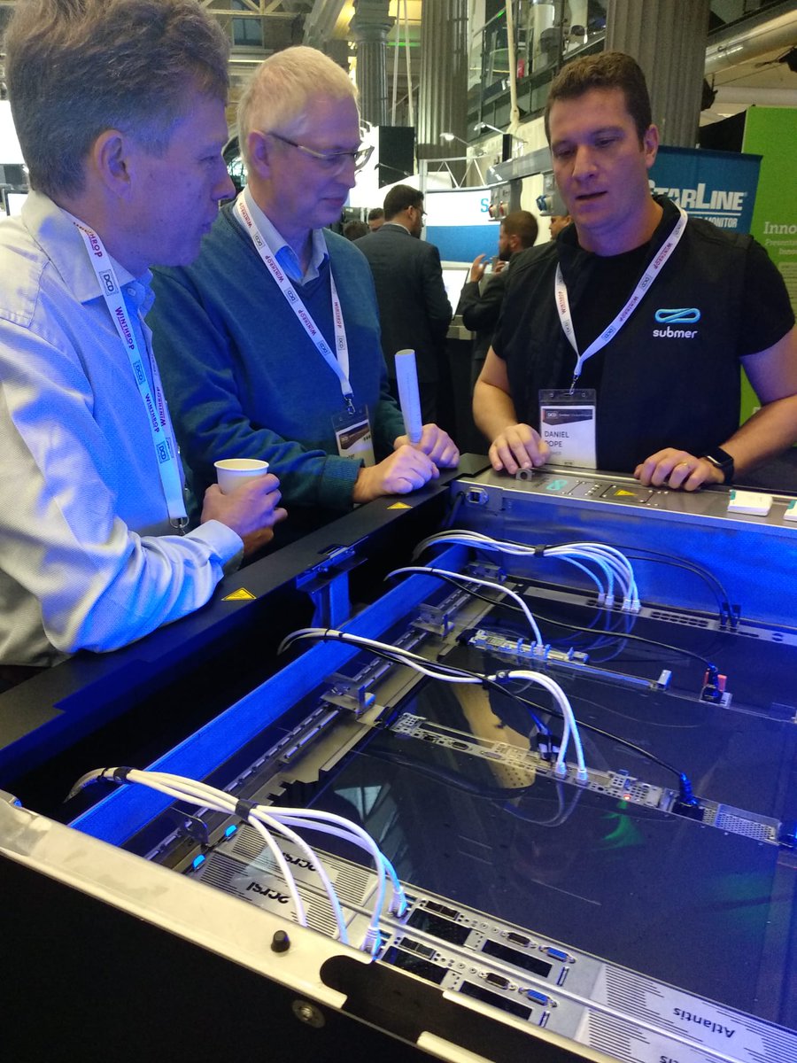 submertech's tweet image. @DatacenterDynamics #dcdlondon day 1!

@submertech @DanielPope83 @RincondeGlo #immersioncooling #SmartPodX #datacenters!