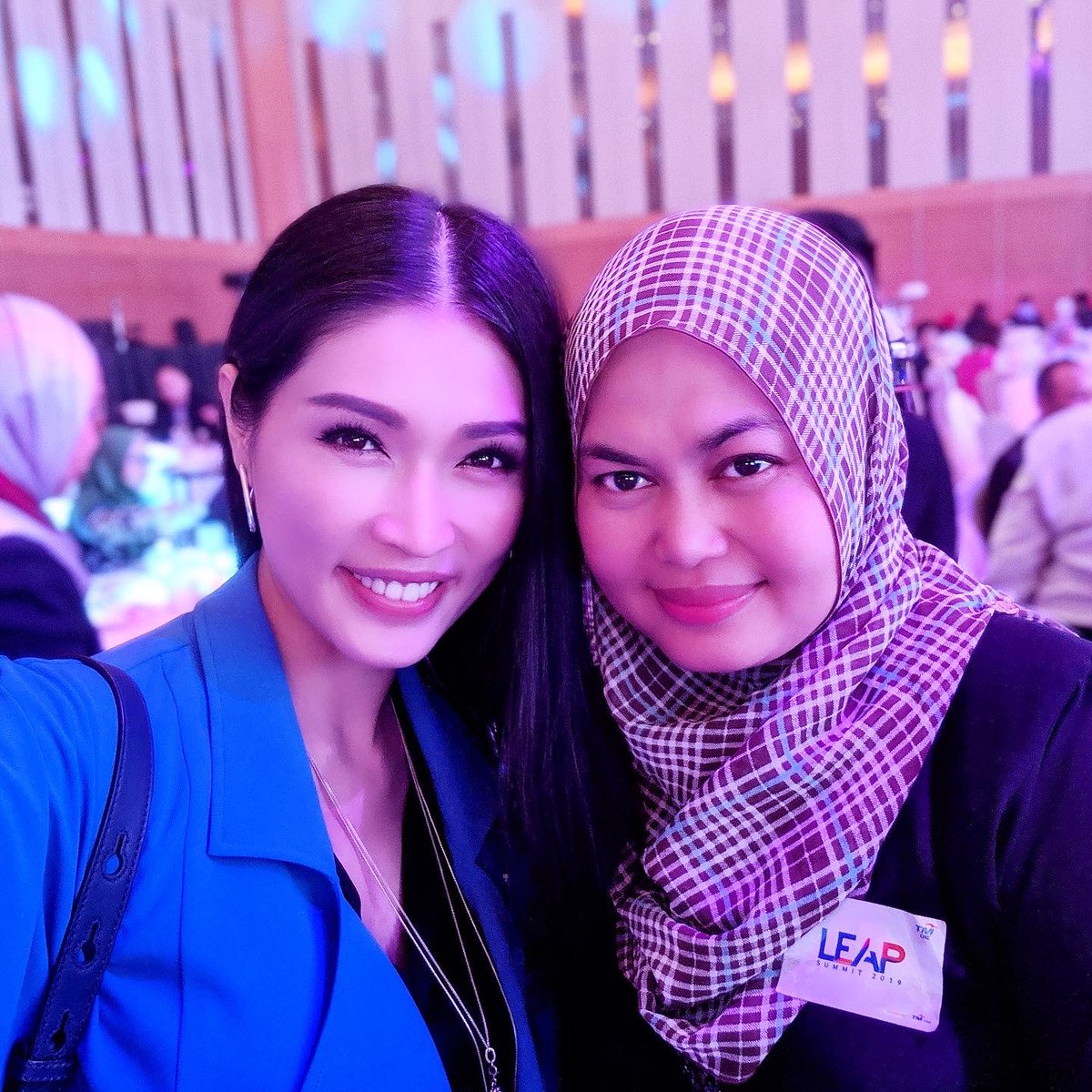 amberchia's tweet image. Learnt so much about technology in creative disruption today at #TMONELEAP 🌎
Moving towards #DigitalTransformation in Malaysia. Thanks for having me again @TM_ONE @azida_ezyd 💙

#digitaleconomy
#transformationthroughintelligence