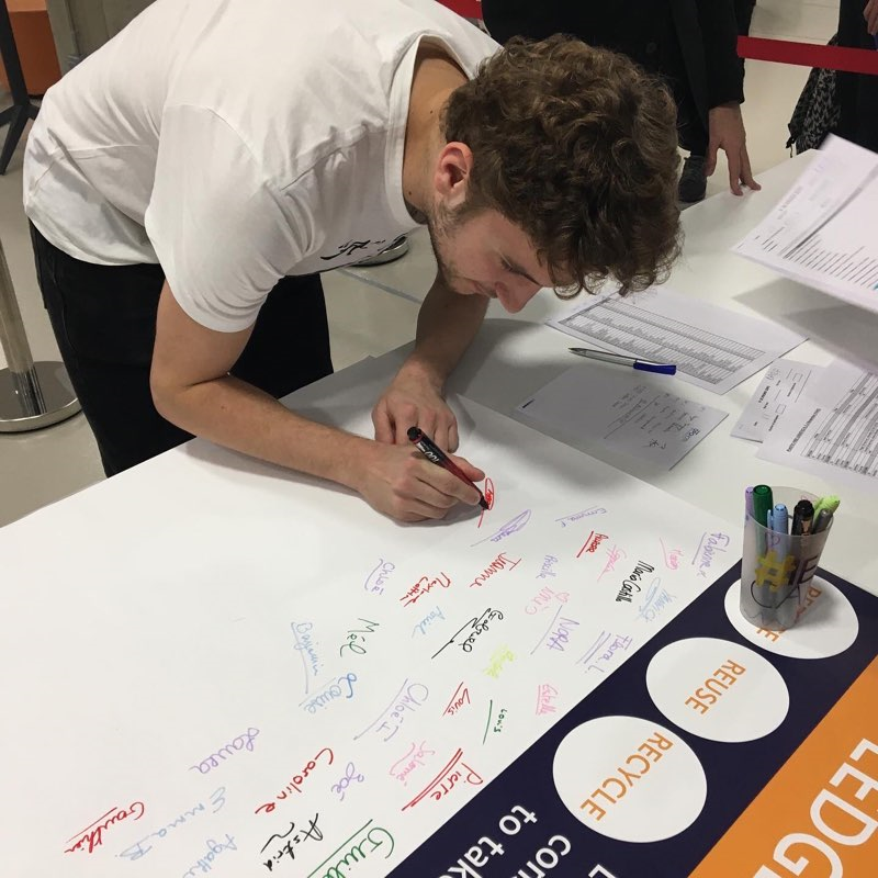 IESEG's tweet photo. Ready to reduce your plastic consumption? #IESEG launches the ‘Plastic Free’ initiative on its #Lille &amp; #Paris campuses !

#IESEGExperience #IESEGCares♻️ https://t.co/PIi4OwSzRg