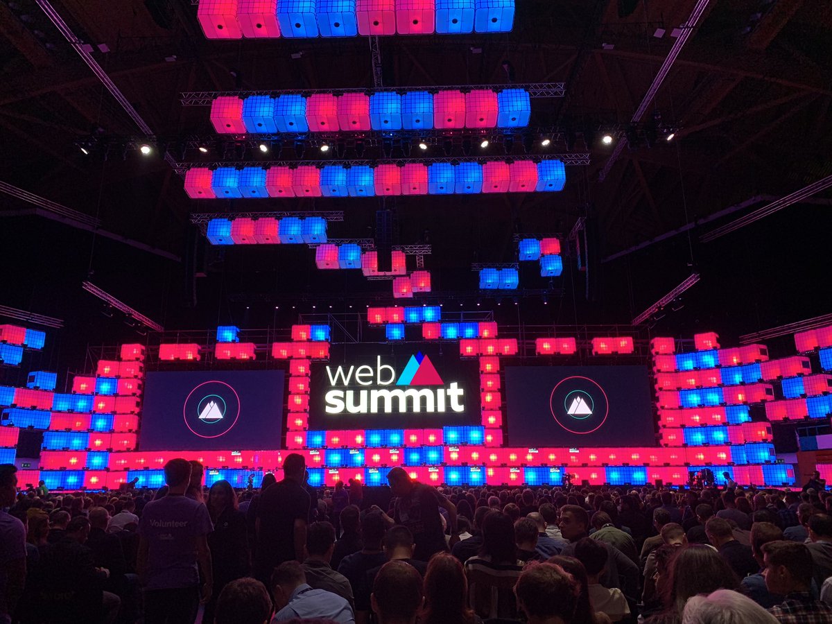 kozy_agence's tweet photo. Quelques minutes avant le début de cette première journée @WebSummit !!! #digital #discover #future2020 https://t.co/4j5My9vdgO