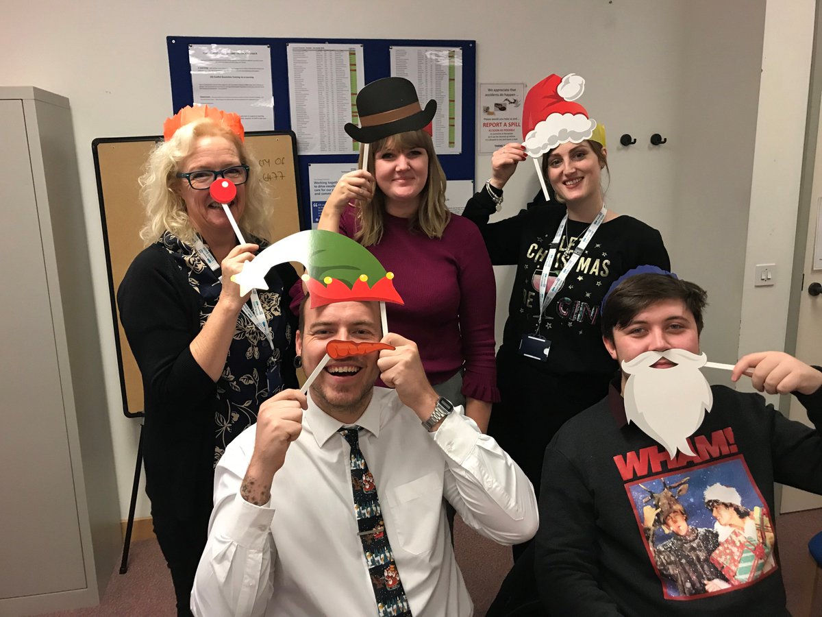 Charlie_Medinet's tweet photo. Happy 1st Birthday @phtstaffbank who I had the pleasure of managing the bookings team for a year! A great team, a great client and a great trust! @NickySinden @natalie00019959 @MCubbonNHS @QAHospitalNews
#BirthdayBits #HappyBirthday #LoveYourBank https://t.co/PAU7npDaWa