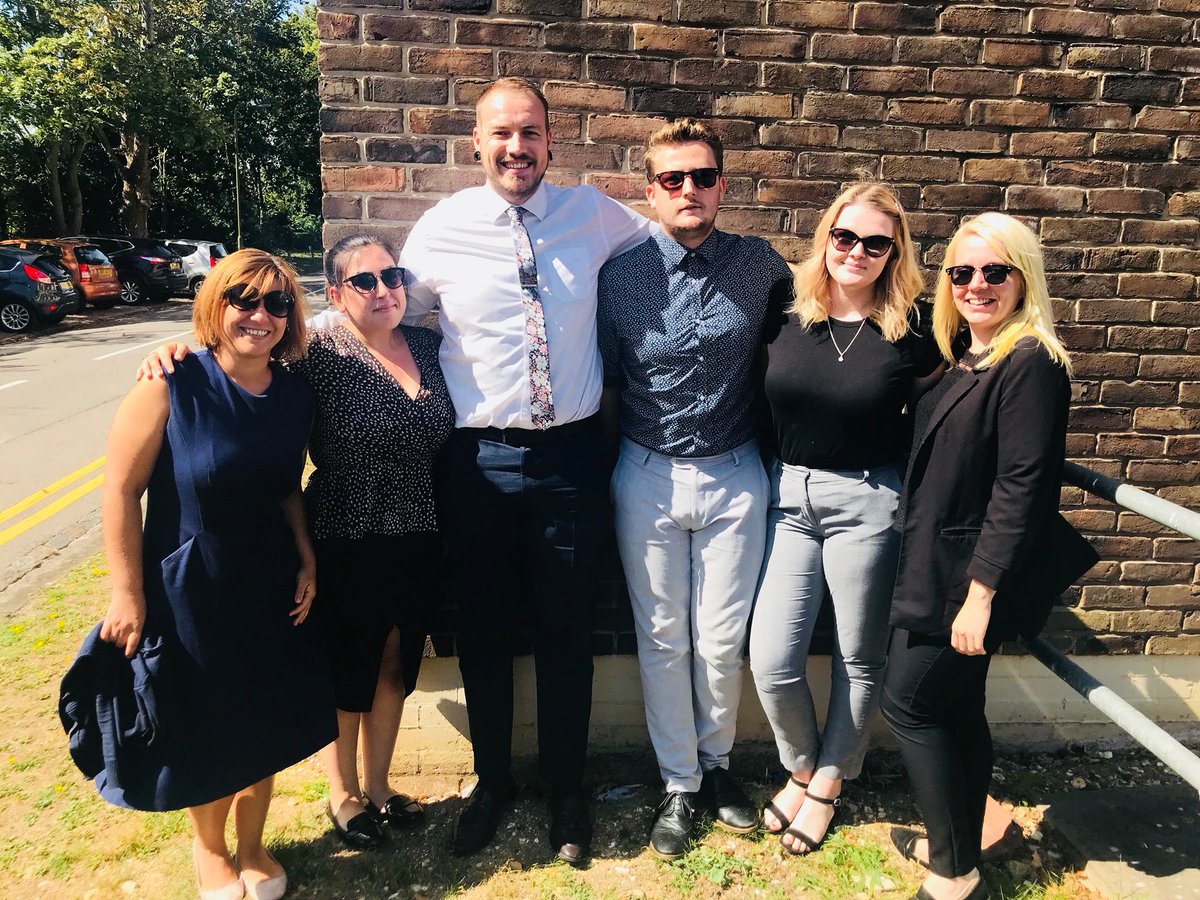 Charlie_Medinet's tweet photo. Happy 1st Birthday @phtstaffbank who I had the pleasure of managing the bookings team for a year! A great team, a great client and a great trust! @NickySinden @natalie00019959 @MCubbonNHS @QAHospitalNews
#BirthdayBits #HappyBirthday #LoveYourBank https://t.co/PAU7npDaWa