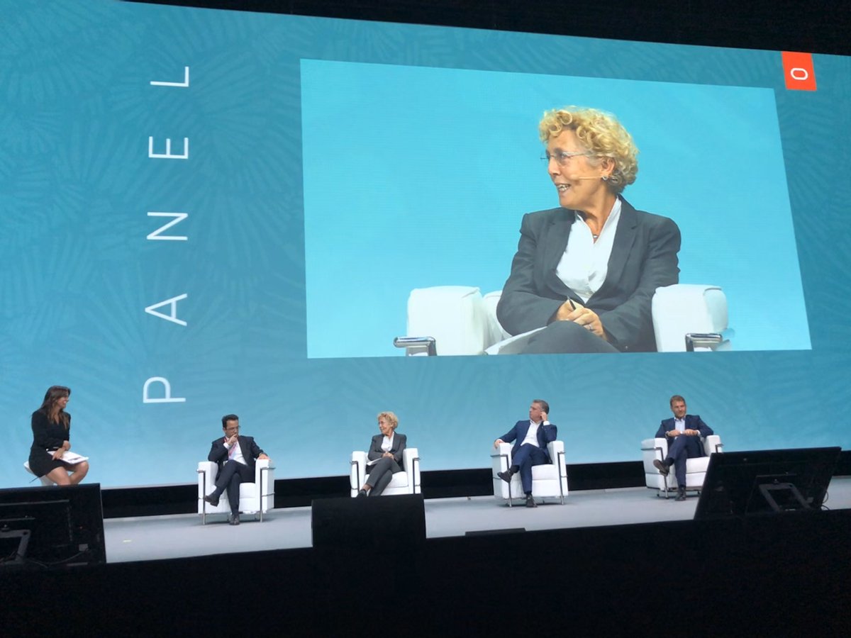 .<a href="/SappaAnna/">Anna Sappa</a> ci parla delle applicazioni #Cloud di Oracle nella Pubblica Amministrazione. È un modo per abilitare alla trasformazione e superare i limiti dettati dai vecchi processi, un cambiamento che ha portato notevoli miglioramenti.
#OracleMCD
#OracleMBS
#OracleMCX