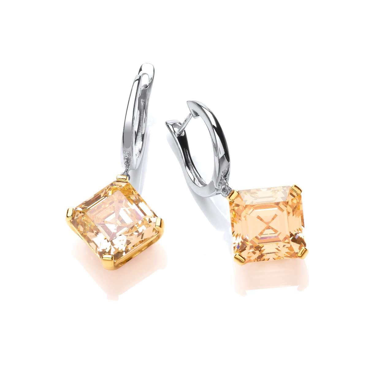 CavendishFrench's tweet photo. Love looking like celebrities? Like to copy their style? These Silver and Citrine CZ Vintage Style Earrings are a good place to start ... https://t.co/SIRB7XKPdY #Lucyliu #celebritystyling #earrings #sterlingsilver #affordableluxury https://t.co/jSD0q9e8GB