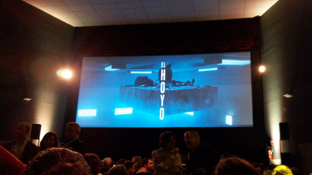 latidofilms's tweet photo. Yesterday we went to the #Premiere of #ThePlatform in Madrid, the room was full and the audience great! 
Don't miss this thrilling horror movie in Spanish theatres on Nov. 8th!🙌🎬 @Festival_Films 
#GalderGazteluUrrutia #BasqueFilms #LatidoFilms
https://t.co/ydZtiFp5Ts https://t.co/AToqRLlKM7
