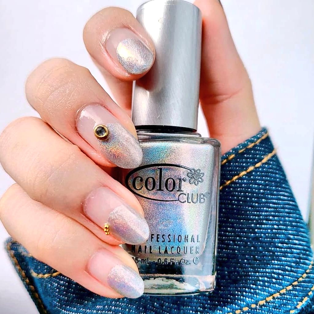 つきnail カラークラブ美しすぎか カラークラブ美しすぎか カラークラブ美しすぎか 美しすぎて3回言ってみました あ この間結婚式行きました 結婚式お呼ばれネイル カラークラブ 976 Harp On It T Co Kq9dcufjpj Twitter