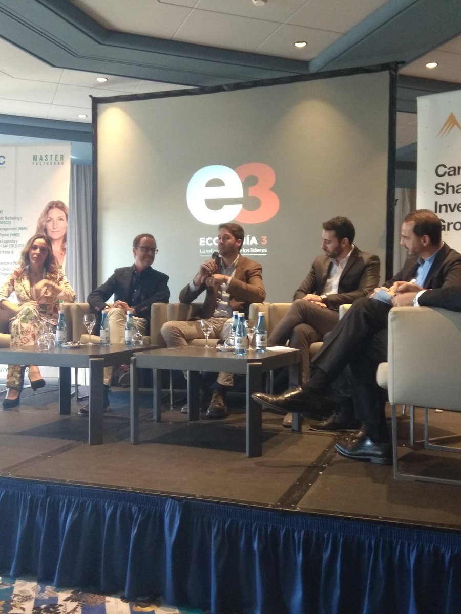 ESICValencia's tweet photo. 'La emoción vende, y la razón justifica' @JaimePicher en la jornada de #Consumidor5punto0 con @anajoverS #CarlosGarcíaBartual @MatiasGaffoglio #AlbertoGarcia #MonicaDuart @AlexSalvadorM #dionisiolopez https://t.co/Z8t0noNiUn