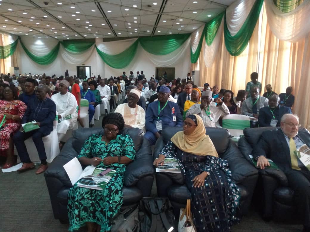 Fmohnigeria's tweet photo. On going - FG launches the 2018 Nigeria Demographic and Health Survey (NDHS) report; the 6th Survey in Nigeria, beginning from 1990. https://t.co/88F673vJkL
