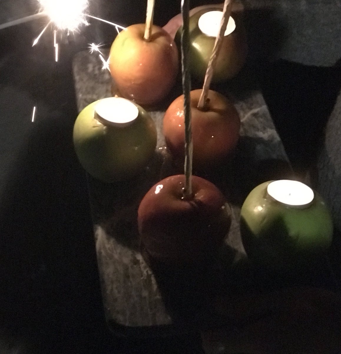 Sharing sticky toffee apples, sparklers and a roaring fire with friends &amp; family in the #lakedistrict is #bonfirebliss! Head to our blog for the perfect toffee apple recipe!#bonfirenight #marbleboard #bonfiretreats