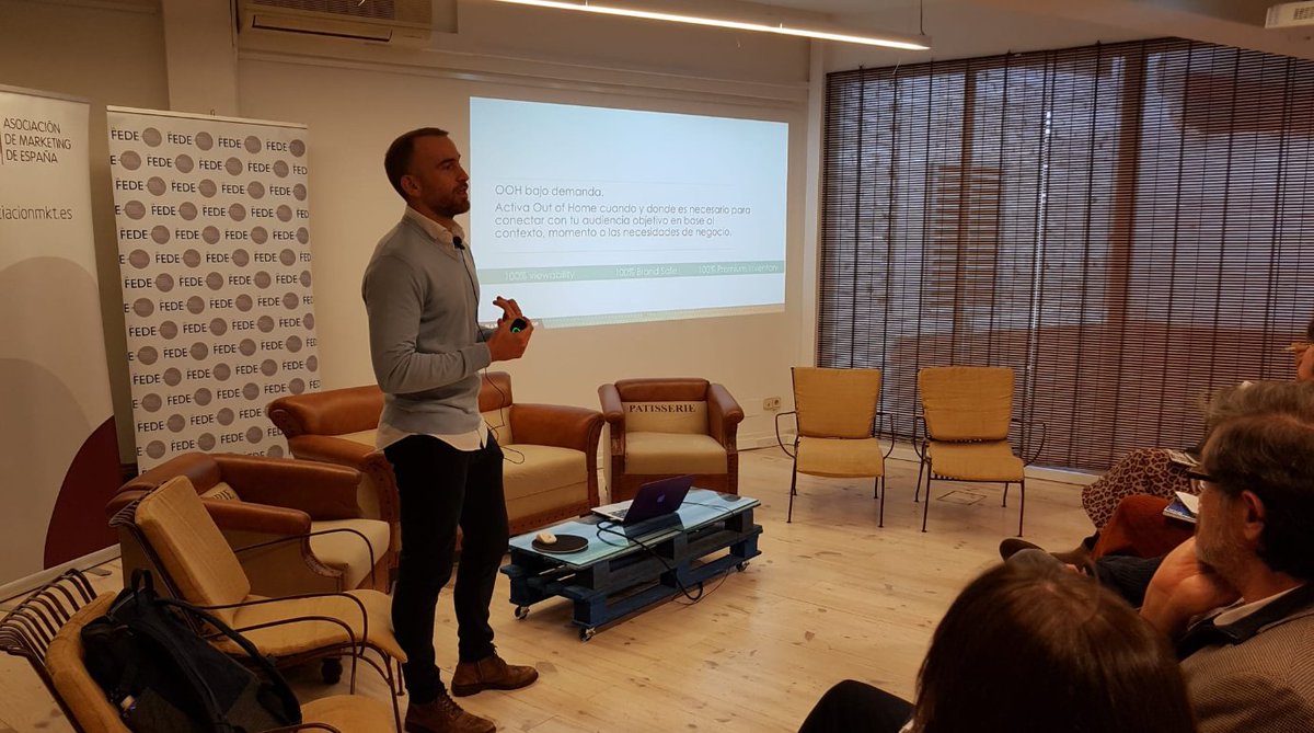 caratesp's tweet photo. Asistimos a la jornada #MobileCreativity organizada por @mma_spain, @asociacionMKT y @lafedepubli para profundizar sobre la importancia de la creatividad en el mundo online y presentamos la primera campaña programática OOO para nuestro cliente Kellogg's gracias a @PosterscopeIber https://t.co/s6gE1ysjyv
